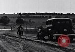Immagine di Clyde Barrow e Bonnie Parker Louisiana United States USA, 1934, secondo 62 filmato di repertorio 65675033722