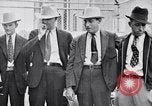 Image Clyde Barrow et Bonnie Parker Texas United States USA, 1934, de la seconde 26 séquences d'archives historiques vidéo 65675033724
