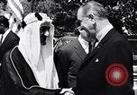 Image Roi Fayçal d'Arabie saoudite Washington DC USA, 1966, de la seconde 36 séquences d'archives historiques vidéo 65675033727