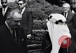 Image Roi Fayçal d'Arabie saoudite Washington DC USA, 1966, de la seconde 38 séquences d'archives historiques vidéo 65675033727