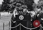 Immagine di King Faisal di Arabia Saudita Washington DC USA, 1966, secondo 1 filmato di repertorio 65675033728