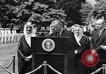 Immagine di King Faisal di Arabia Saudita Washington DC USA, 1966, secondo 3 filmato di repertorio 65675033728