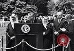 Immagine di King Faisal di Arabia Saudita Washington DC USA, 1966, secondo 9 filmato di repertorio 65675033728