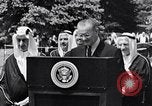 Immagine di King Faisal di Arabia Saudita Washington DC USA, 1966, secondo 39 filmato di repertorio 65675033728