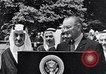 Immagine di King Faisal di Arabia Saudita Washington DC USA, 1966, secondo 43 filmato di repertorio 65675033728