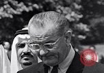 Immagine di King Faisal di Arabia Saudita Washington DC USA, 1966, secondo 54 filmato di repertorio 65675033728