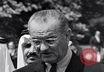 Immagine di King Faisal di Arabia Saudita Washington DC USA, 1966, secondo 61 filmato di repertorio 65675033728