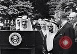Immagine di King Faisal di Arabia Saudita Washington DC USA, 1966, secondo 5 filmato di repertorio 65675033729