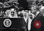 Immagine di King Faisal di Arabia Saudita Washington DC USA, 1966, secondo 9 filmato di repertorio 65675033729