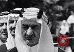 Immagine di King Faisal di Arabia Saudita Washington DC USA, 1966, secondo 24 filmato di repertorio 65675033729