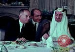 Standbild König Faisal von Saudi-Arabien Washington DC USA, 1966, aus Sekunde 27 historischem Filmmaterial Videoclip 65675033743