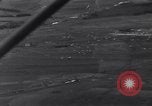Image fournitures parachute Bleialf Allemagne, 1945, de la seconde 10 séquences d'archives historiques vidéo 65675033758