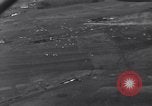 Image fournitures parachute Bleialf Allemagne, 1945, de la seconde 20 séquences d'archives historiques vidéo 65675033758
