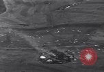 Image fournitures parachute Bleialf Allemagne, 1945, de la seconde 32 séquences d'archives historiques vidéo 65675033758