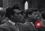 Image Les gens montrant l'anxiété et la tension United States USA, 1955, de la seconde 24 séquences d'archives historiques vidéo 65675033777