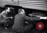 Standbild Budd Rail Diesel Car Zug United States USA, 1956, aus Sekunde 59 historischem Filmmaterial Videoclip 65675033779