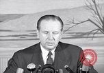 Standbild Polio Impfung Programm United States USA, 1955, aus Sekunde 56 historischem Filmmaterial Videoclip 65675033787