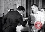 Standbild Polio Impfung United States USA, 1955, aus Sekunde 1 historischem Filmmaterial Videoclip 65675033788