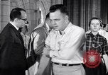 Standbild Polio Impfung United States USA, 1955, aus Sekunde 7 historischem Filmmaterial Videoclip 65675033788