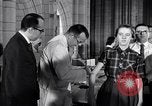 Standbild Polio Impfung United States USA, 1955, aus Sekunde 14 historischem Filmmaterial Videoclip 65675033788