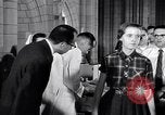 Standbild Polio Impfung United States USA, 1955, aus Sekunde 19 historischem Filmmaterial Videoclip 65675033788
