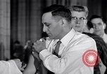 Standbild Polio Impfung United States USA, 1955, aus Sekunde 51 historischem Filmmaterial Videoclip 65675033788
