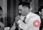 Standbild Polio Impfung United States USA, 1955, aus Sekunde 59 historischem Filmmaterial Videoclip 65675033788