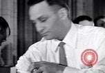 Standbild Polio Impfung United States USA, 1955, aus Sekunde 62 historischem Filmmaterial Videoclip 65675033788