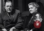 Standbild Lotto-hauptgewinne New York City USA, 1938, aus Sekunde 16 historischem Filmmaterial Videoclip 65675033794