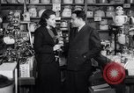 Standbild Lotto-hauptgewinne New York City USA, 1938, aus Sekunde 56 historischem Filmmaterial Videoclip 65675033794