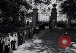 Image Albert Einstein modèle de réception du Collège de médecine nommé pour lui Princeton New Jersey USA, 1955, de la seconde 43 séquences d'archives historiques vidéo 65675033807