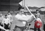 Immagine di Don Cockell boxer San Rafael California USA, 1955, secondo 45 filmato di repertorio 65675033811