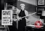 Immagine di American Cancer Society United States USA, 1955, secondo 10 filmato di repertorio 65675033813