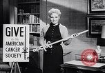 Immagine di American Cancer Society United States USA, 1955, secondo 11 filmato di repertorio 65675033813