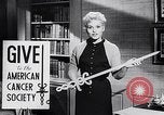 Immagine di American Cancer Society United States USA, 1955, secondo 15 filmato di repertorio 65675033813
