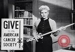 Immagine di American Cancer Society United States USA, 1955, secondo 23 filmato di repertorio 65675033813
