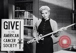 Immagine di American Cancer Society United States USA, 1955, secondo 26 filmato di repertorio 65675033813