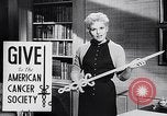 Immagine di American Cancer Society United States USA, 1955, secondo 31 filmato di repertorio 65675033813