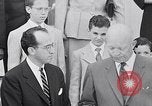 Immagine di Jonas Salk Washington DC USA, 1955, secondo 54 filmato di repertorio 65675033816