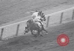 Immagine di Corsa di cavalli Jamaica New York USA, 1955, secondo 48 filmato di repertorio 65675033819