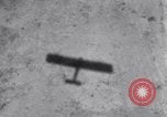 Standbild shadow Bombardierung Texas United States USA, 1925, aus Sekunde 39 historischem Filmmaterial Videoclip 65675033827