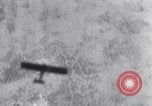Standbild shadow Bombardierung Texas United States USA, 1925, aus Sekunde 58 historischem Filmmaterial Videoclip 65675033827