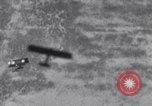 Standbild shadow Bombardierung Texas United States USA, 1925, aus Sekunde 61 historischem Filmmaterial Videoclip 65675033827