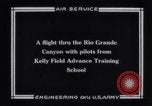 Standbild DH-4 De Havilland aircraft Texas USA, 1925, aus Sekunde 4 historischem Filmmaterial Videoclip 65675033828