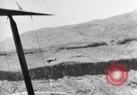 Standbild DH-4 De Havilland aircraft Texas USA, 1925, aus Sekunde 23 historischem Filmmaterial Videoclip 65675033828