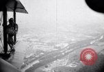 Standbild Fallschirm springen Baltimore Maryland USA, 1925, aus Sekunde 52 historischem Filmmaterial Videoclip 65675033831