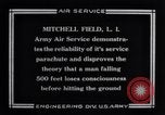 Immagine di Stati Uniti Esercito il sergente Paracaduti a Mitchel Field Garden City New York United States USA, 1925, secondo 11 filmato di repertorio 65675033832