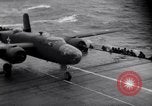 Immagine di Lancio di Doolittle Raid Giappone, 1942, secondo 40 filmato di repertorio 65675033834
