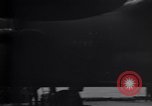 Immagine di Doolittle Raid equipaggi sulla USS Hornet Giappone, 1942, secondo 31 filmato di repertorio 65675033835