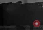 Immagine di Doolittle Raid equipaggi sulla USS Hornet Giappone, 1942, secondo 54 filmato di repertorio 65675033835